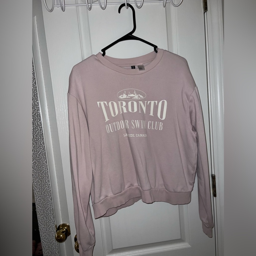 Light mauve H&M sweatshirt